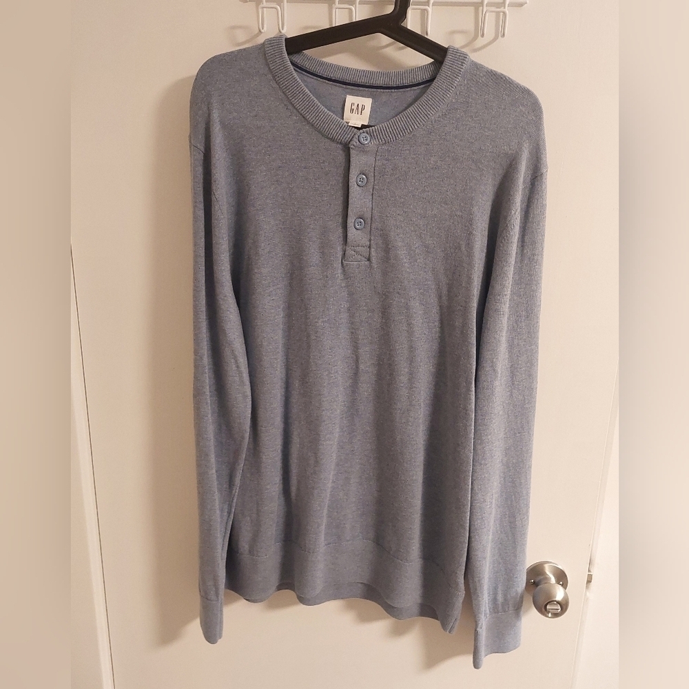 GAP Men's Casual Blue Button Down Shirt